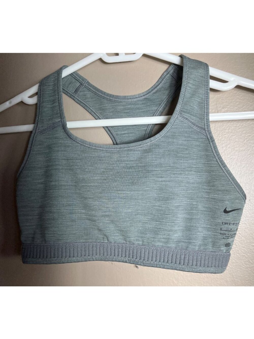 Nike Gray Dri-fit Sports Bra Activewear Fitness Sportswear Gym Train Girls Wm XS - Picture 5 of 6